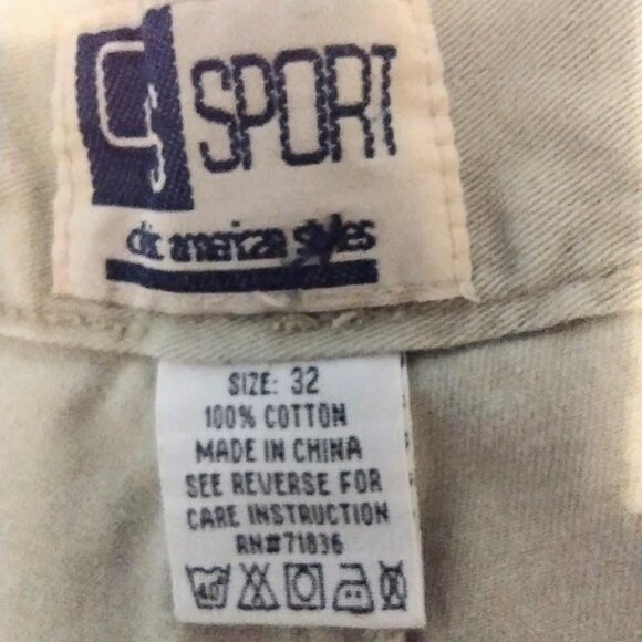 CS Sport Classic American Styles Khaki Cargo Shorts Size 32 - Picture 3 of 7